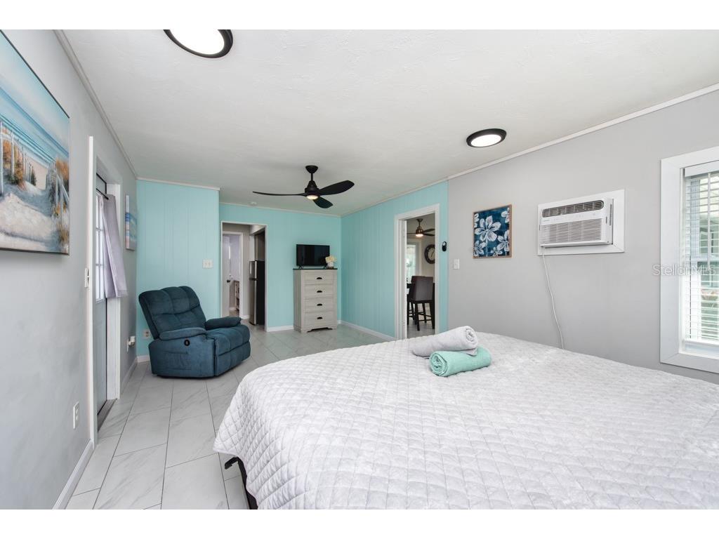 1173 Myrtle Street Sarasota FL 34234 TB8436061 image15