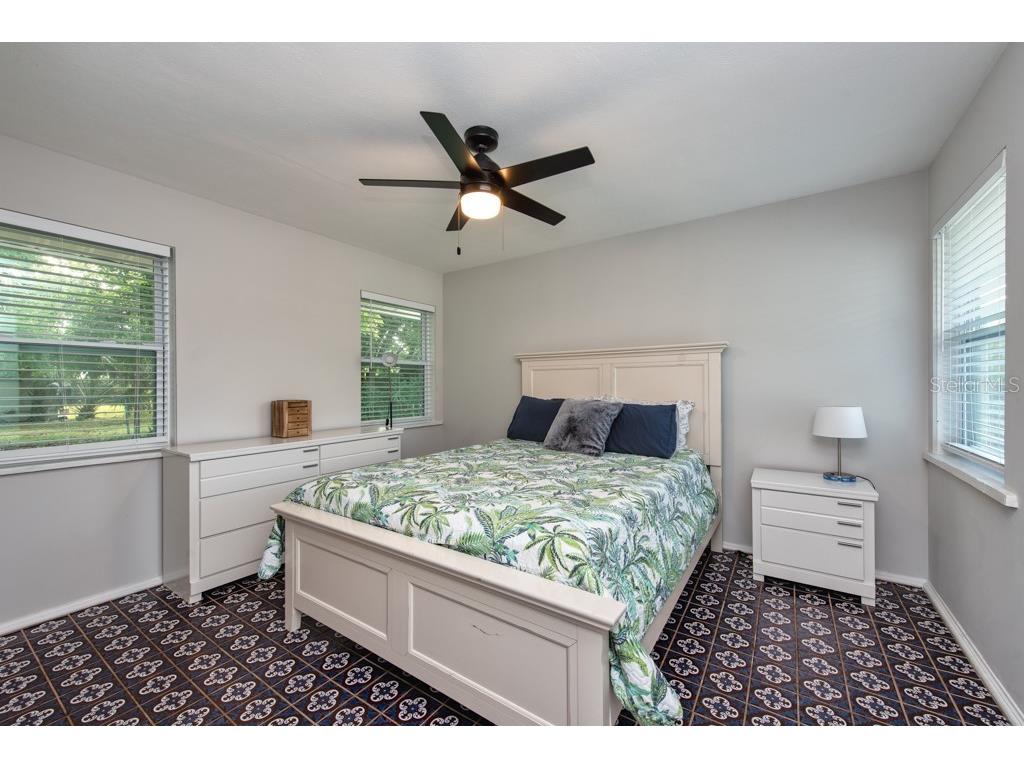 1173 Myrtle Street Sarasota FL 34234 TB8436061 image20