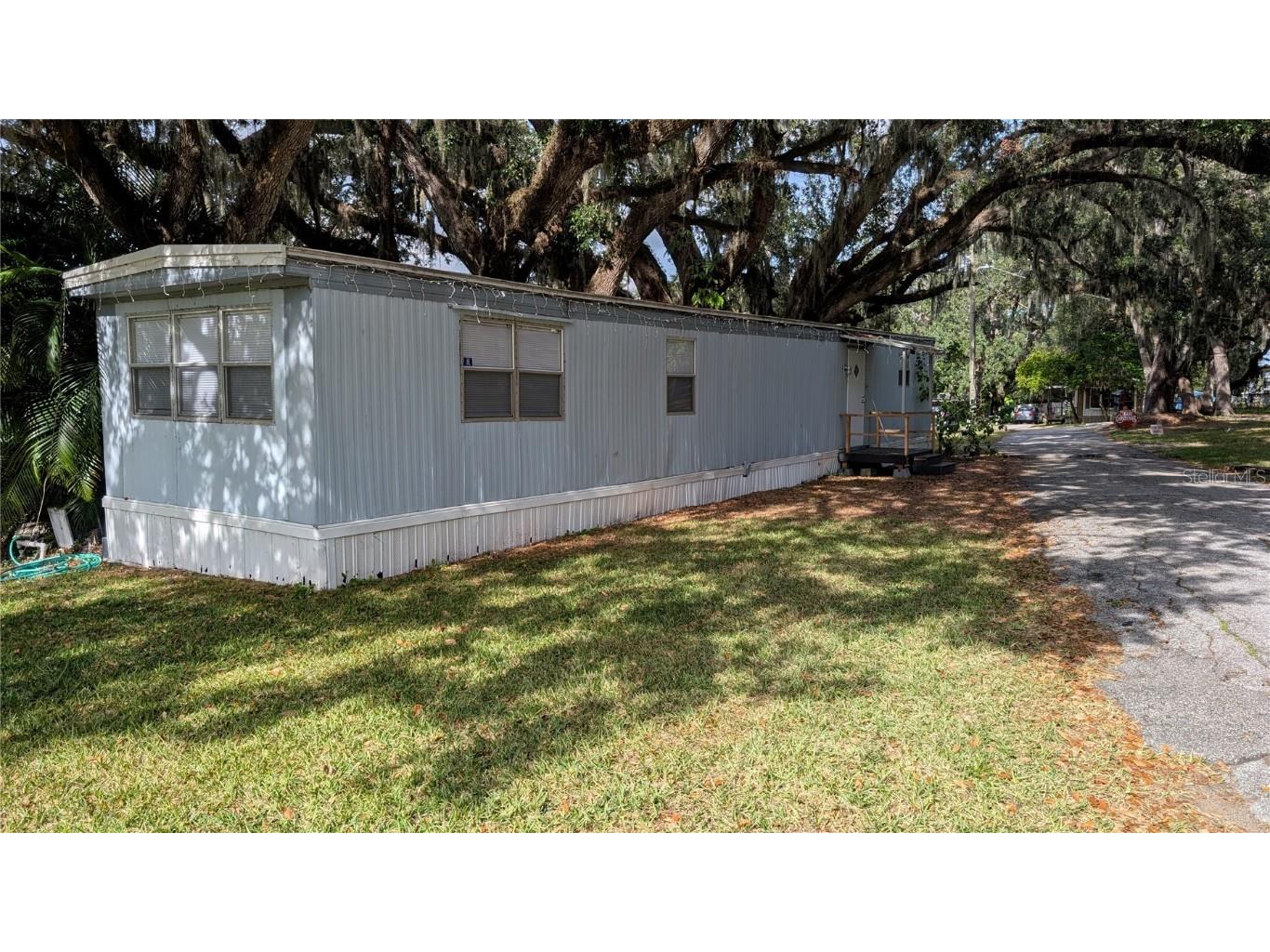 11730 E U.S. Highway 92 Seffner FL 33584 TB8457152 image1