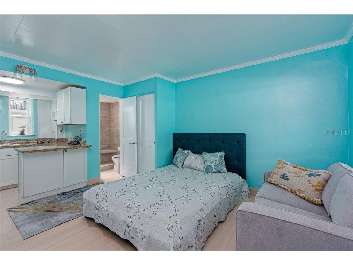 11730 Gulf Boulevard #4 Treasure Island FL 33706 TB8434393 image3