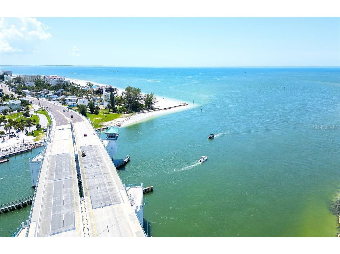 11730 Gulf Boulevard #9 Treasure Island FL 33706 - GULF OF AMERICA TB8396773 image32