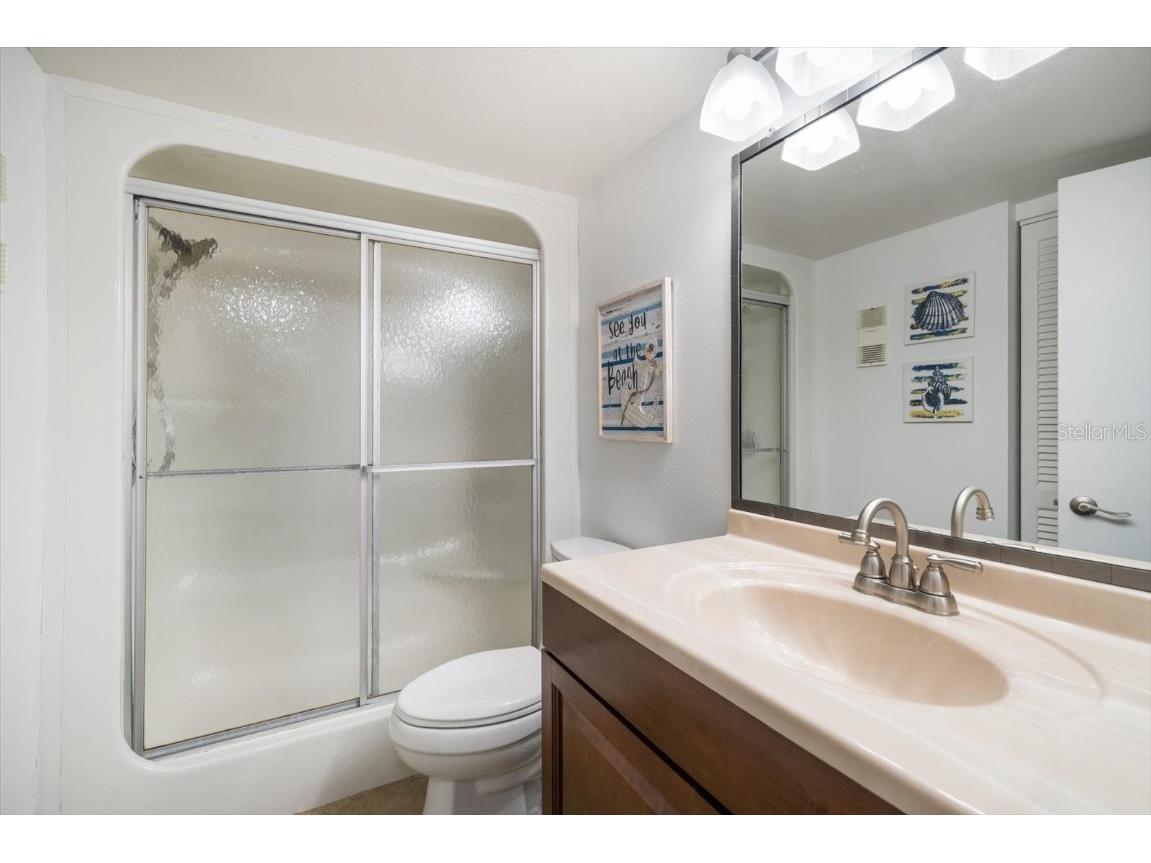 11730 Shipwatch Drive #305 Largo FL 33774 U8198315 image16