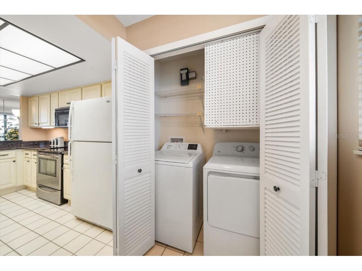 11730 Shipwatch Drive #402 Largo FL 33774 TB8445012 image35