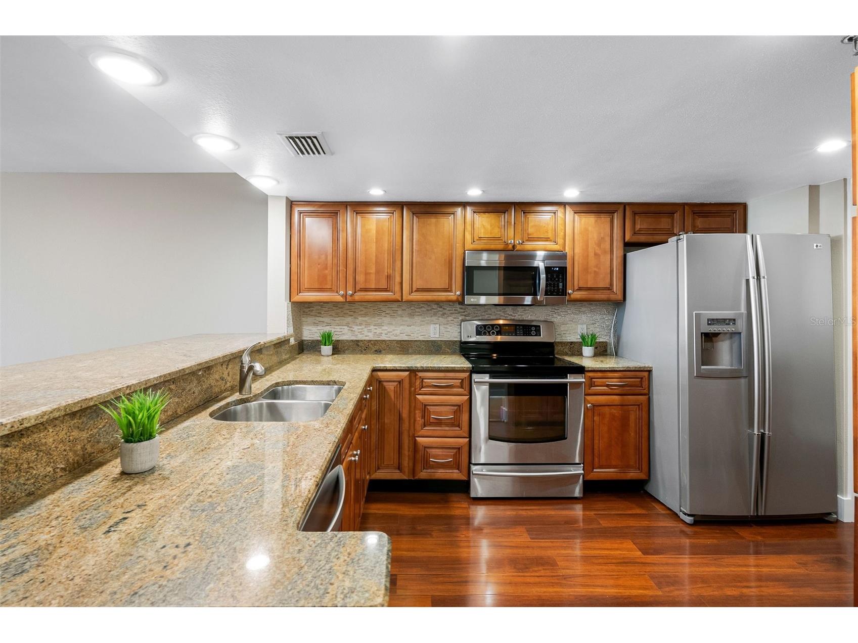 11730 Shipwatch Drive #604 Largo FL 33774 - INTRACOASTAL TB8510282 image8