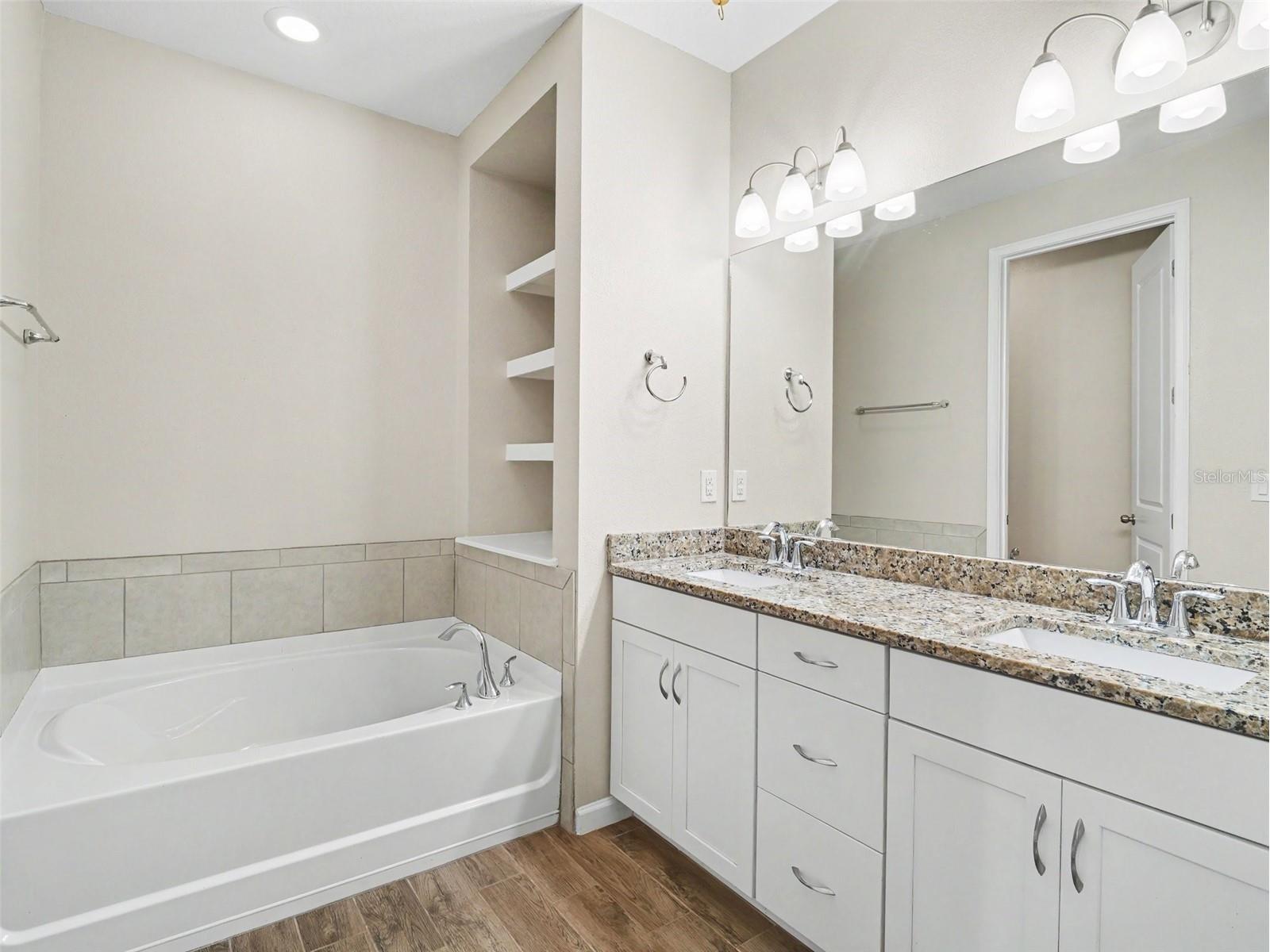 11733 Meadowgate Place Bradenton FL 34211 TB8508367 image30