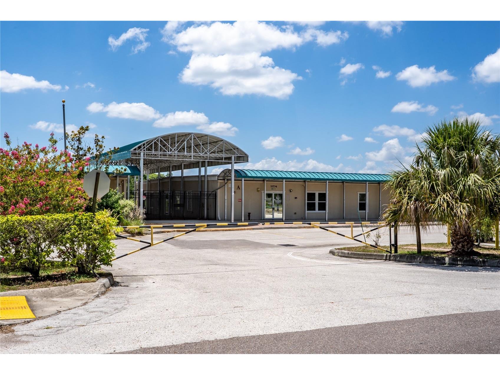 11734 Jefferson Road Thonotosassa FL 33592 - TAMPA BYPASS CANAL TB8520562 image4