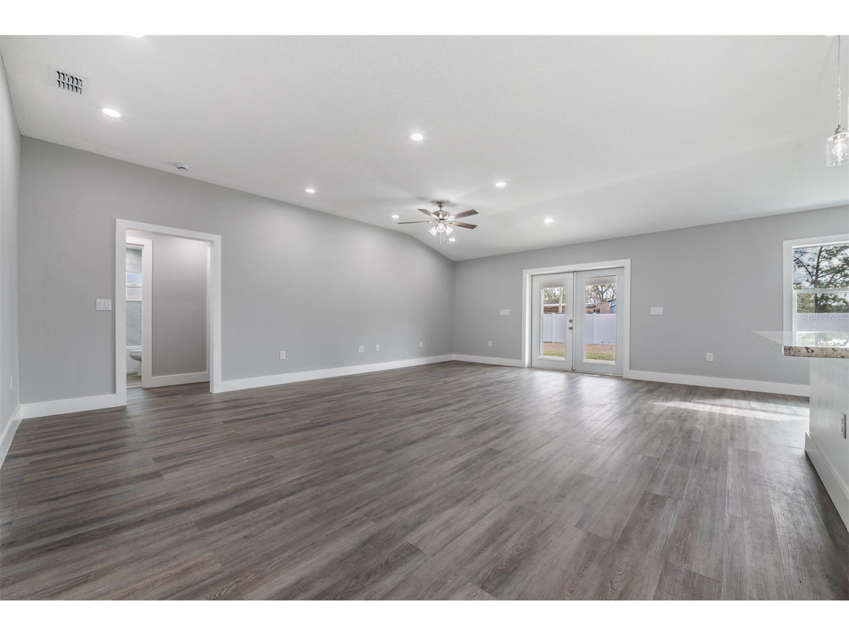 11734 Orange Court Dade City FL 33525 TB8482106 image18