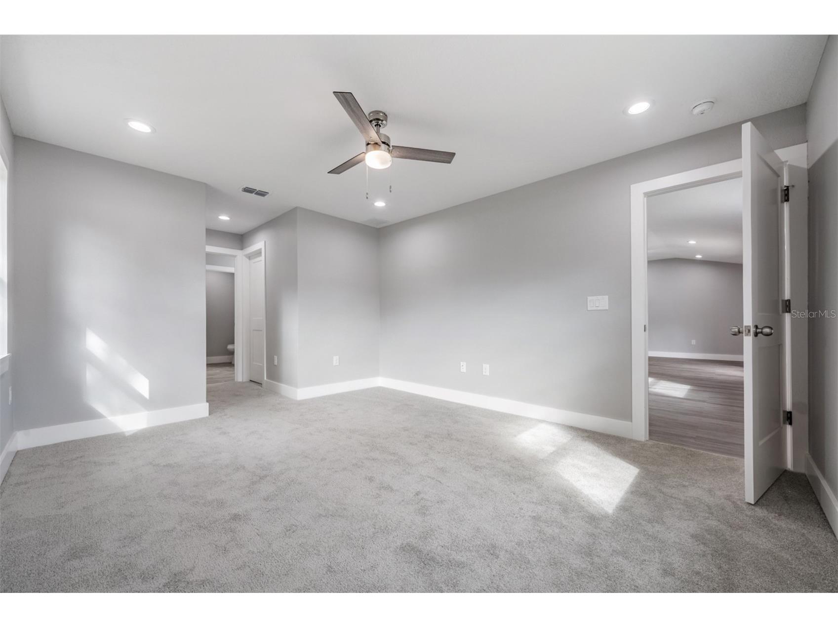 11734 Orange Court Dade City FL 33525 TB8482106 image22