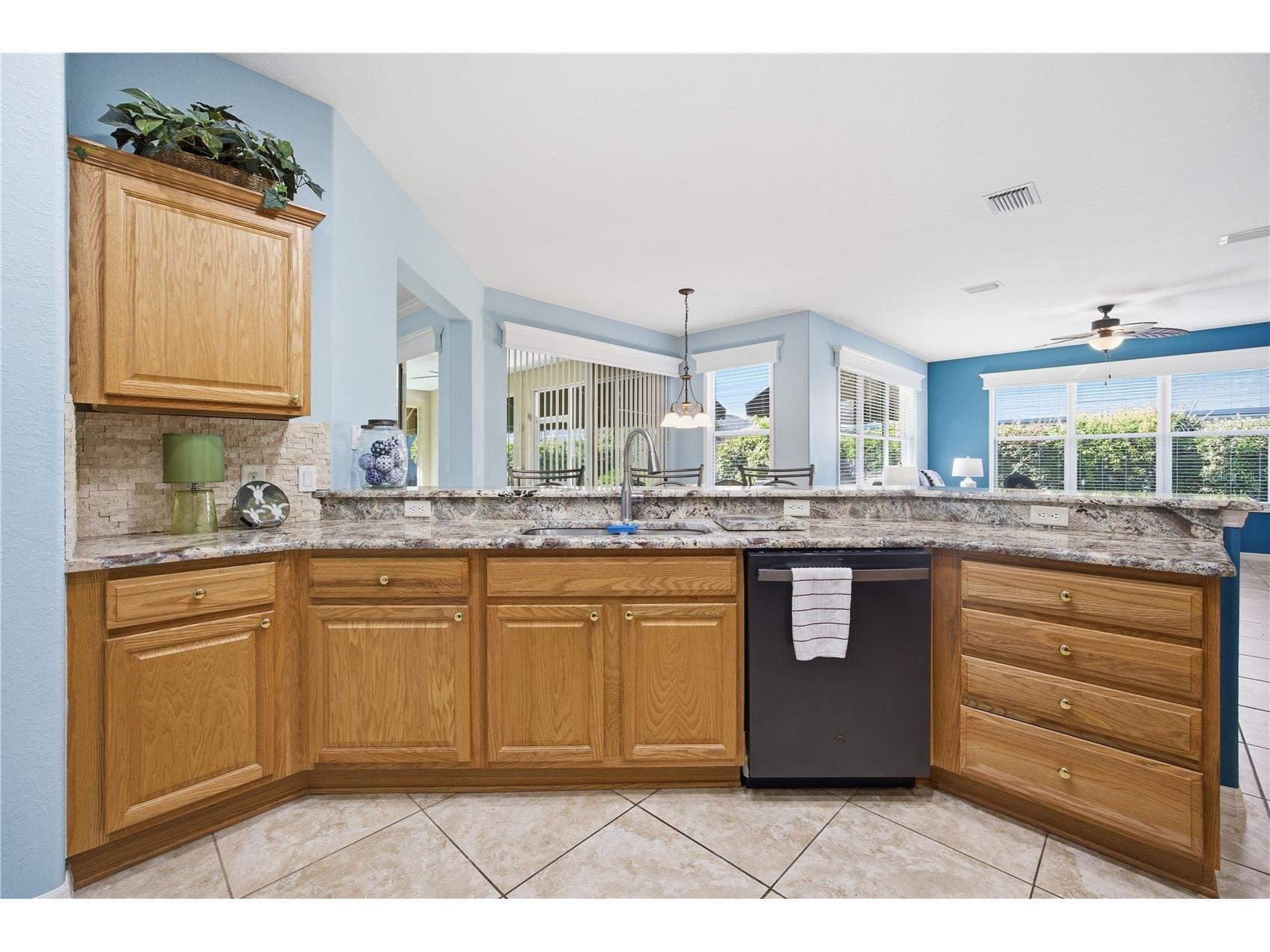 11735 SE 91st Circle Summerfield FL 34491 V4949050 image15