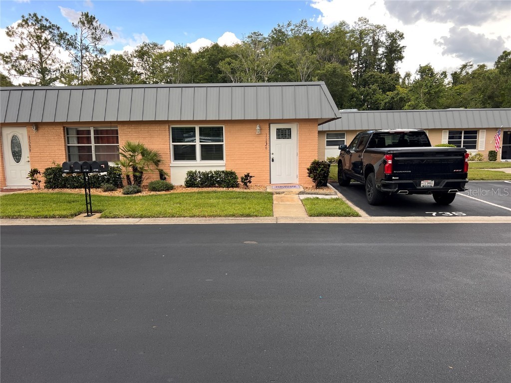 11736 Carissa Lane #. New Port Richey FL 34654 W7855420 image1
