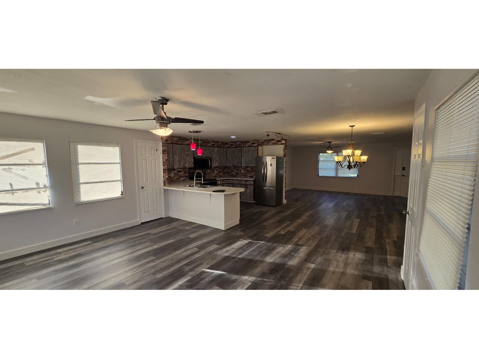 1174 Victoria Avenue Port Charlotte FL 33948 TB8470320 image3