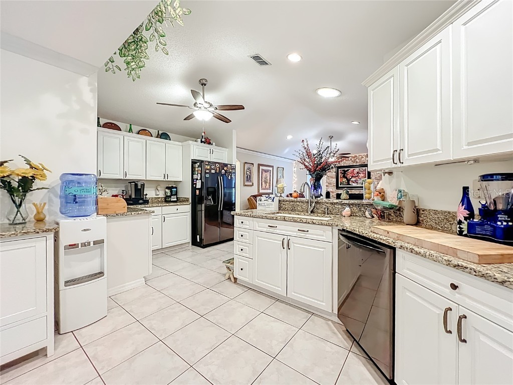 11740 SE 169th Avenue Road Ocklawaha FL 32179 - Bear Lake OM712150 image16