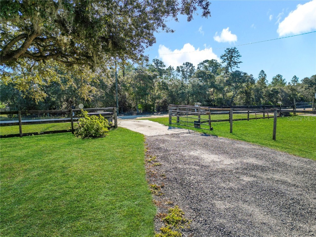 11740 SE 169th Avenue Road Ocklawaha FL 32179 - Bear Lake OM712150 image86