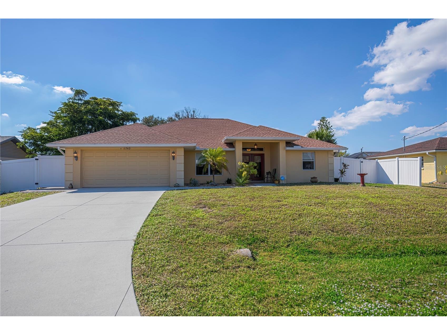 11743 Claremont Drive Port Charlotte FL 33981 C7517820 image1