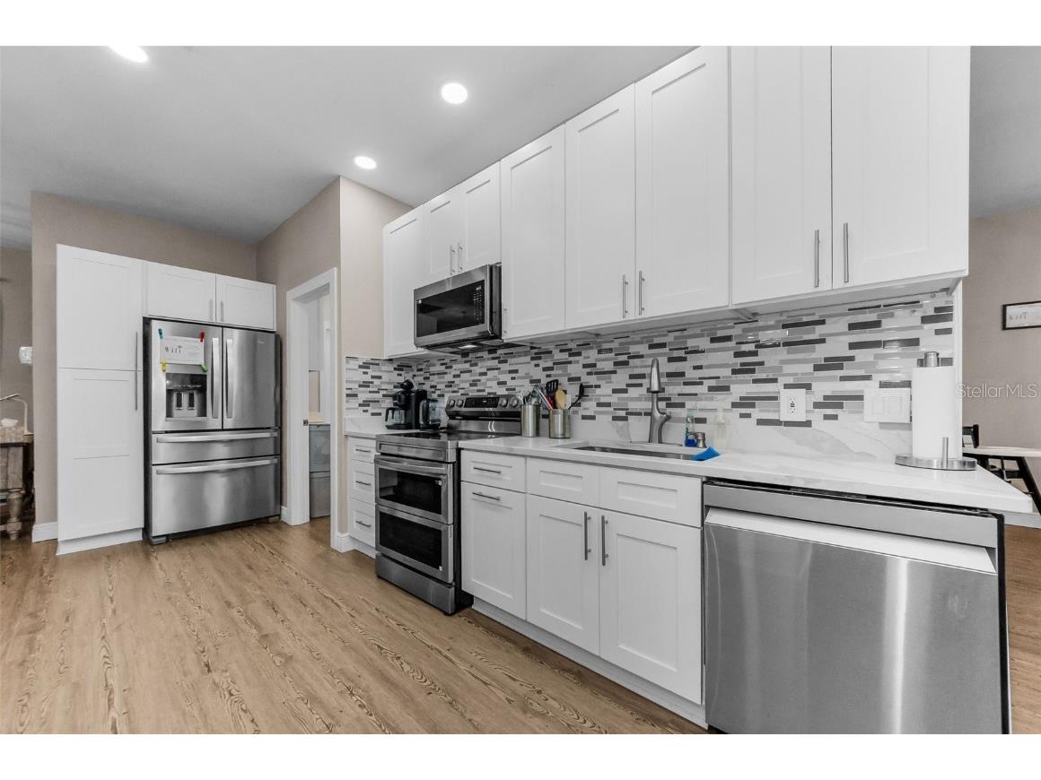 11744 La Madera Boulevard Port Richey FL 34668 W7880387 image18