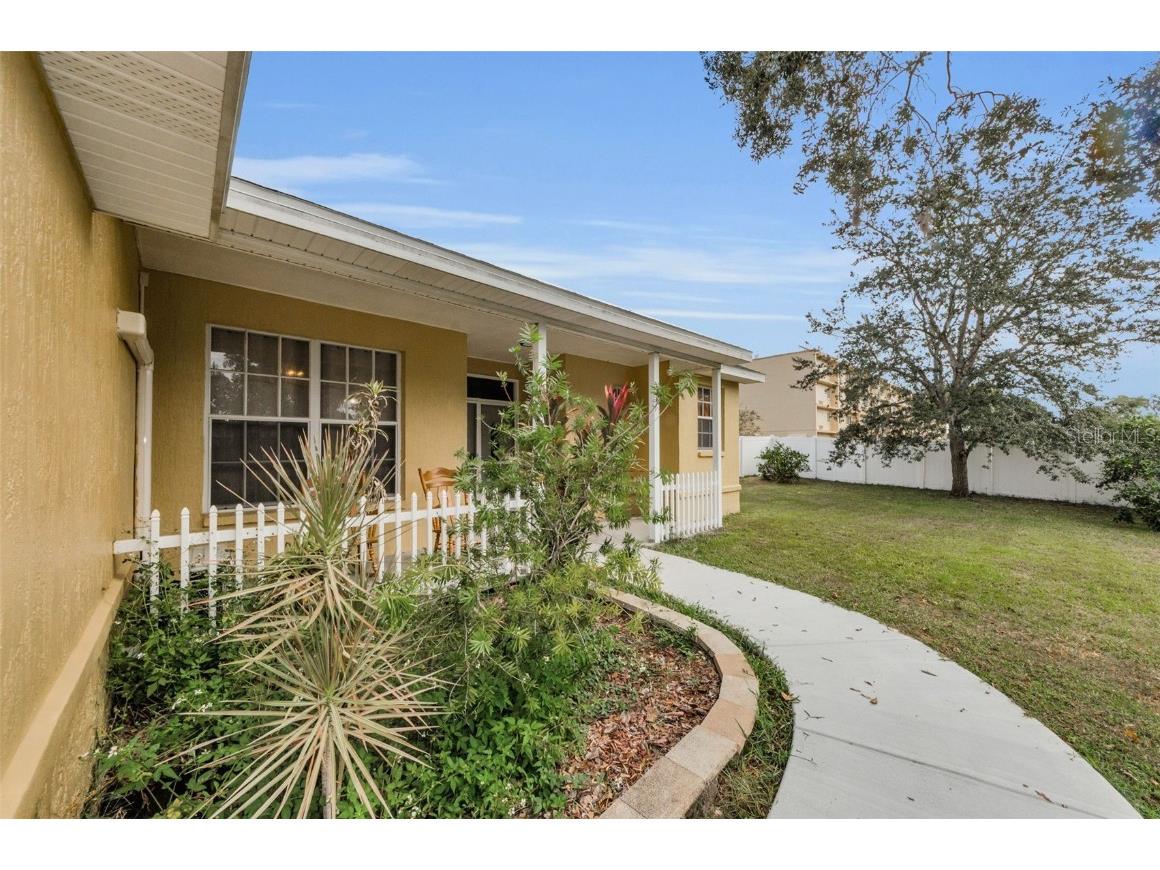 11744 La Madera Boulevard Port Richey FL 34668 W7880387 image5