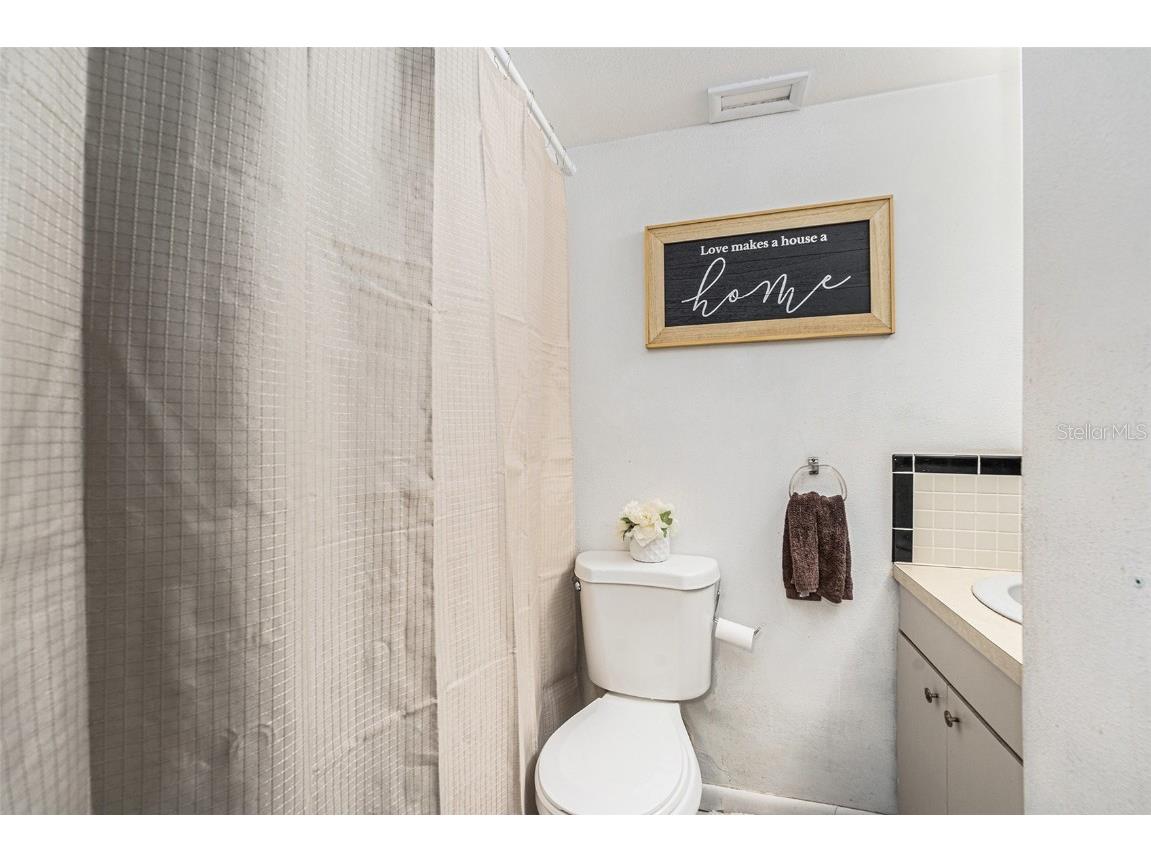 1175 62nd Place S Saint Petersburg FL 33705 TB8438112 image13