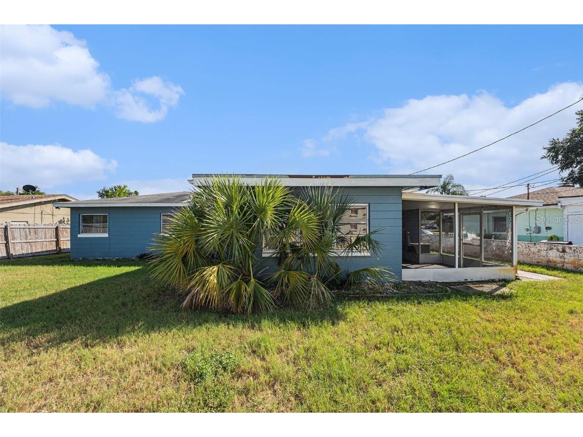 1175 62nd Place S Saint Petersburg FL 33705 TB8438112 image15