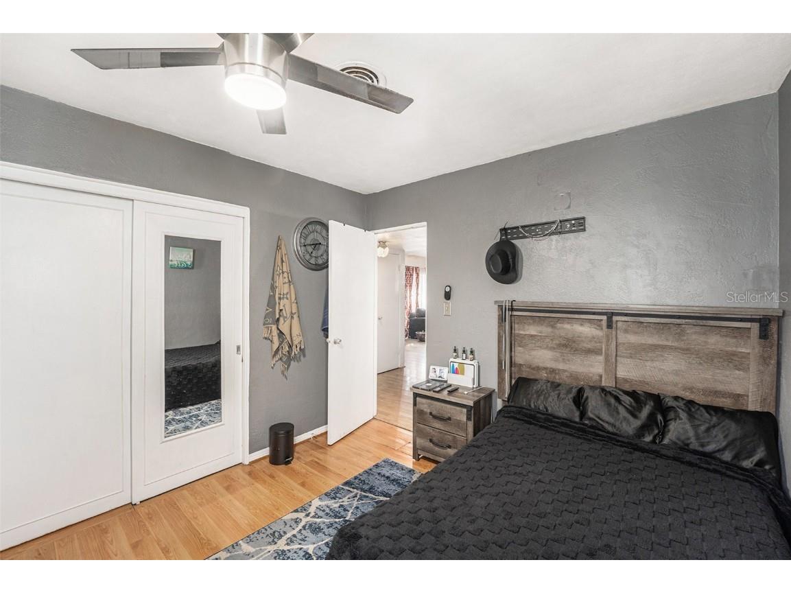 1175 62nd Place S Saint Petersburg FL 33705 TB8438112 image9