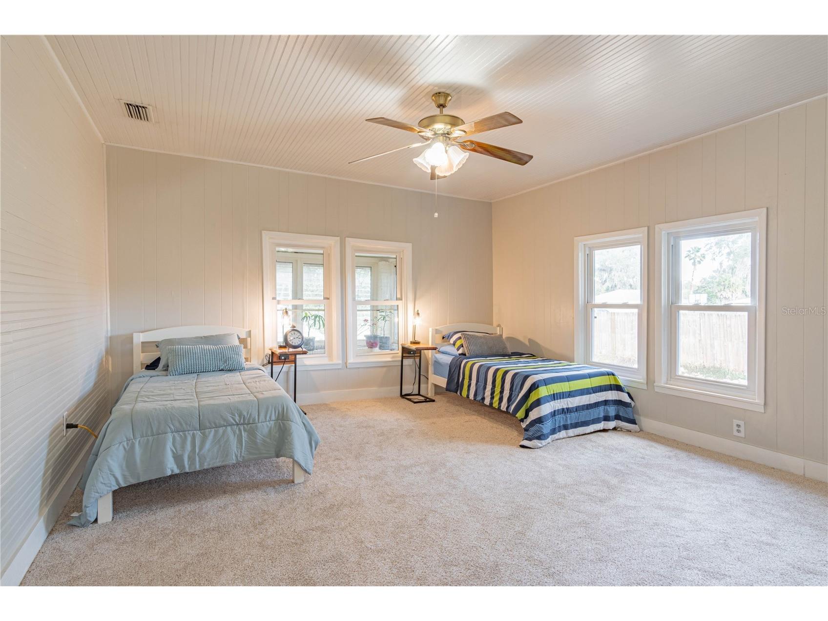 1175 Cr 463b Lake Panasoffkee FL 33538 TB8528453 image15