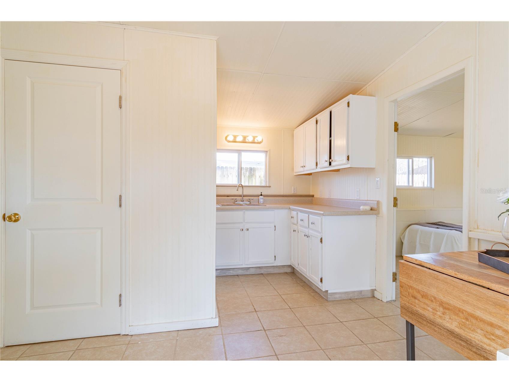 1175 Cr 463b Lake Panasoffkee FL 33538 TB8528453 image29