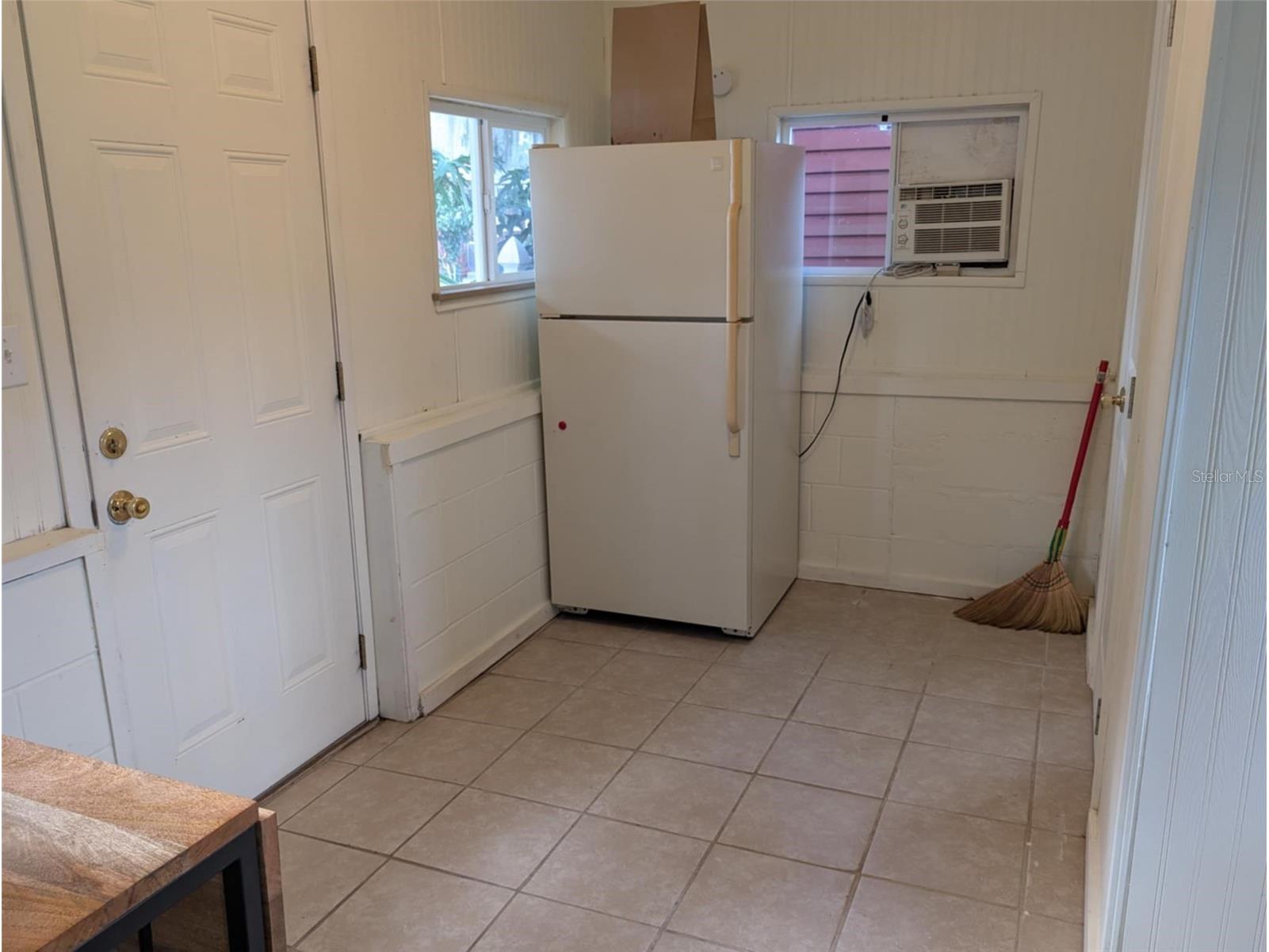 1175 Cr 463b Lake Panasoffkee FL 33538 TB8528453 image31