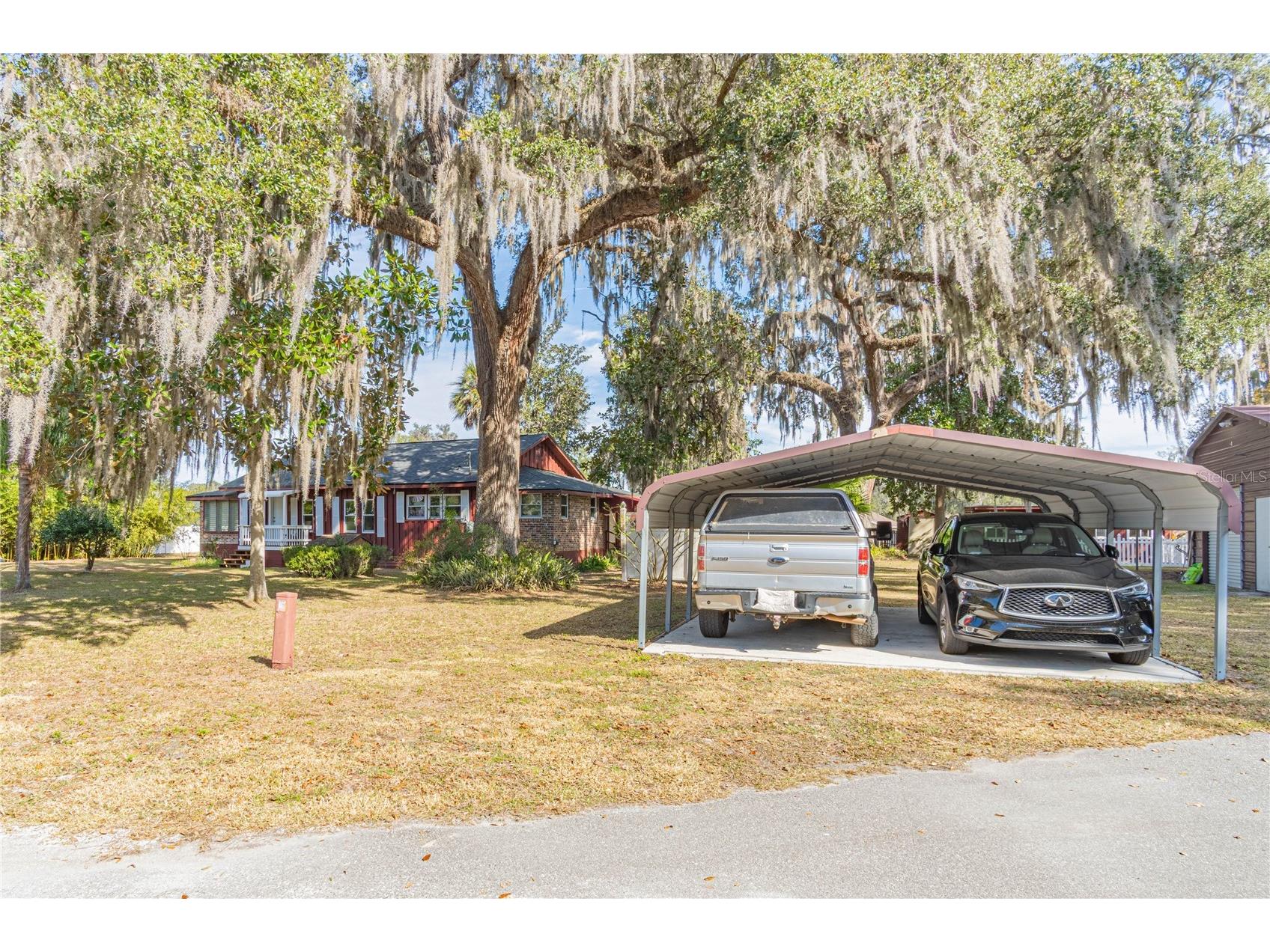 1175 Cr 463b Lake Panasoffkee FL 33538 TB8528453 image34