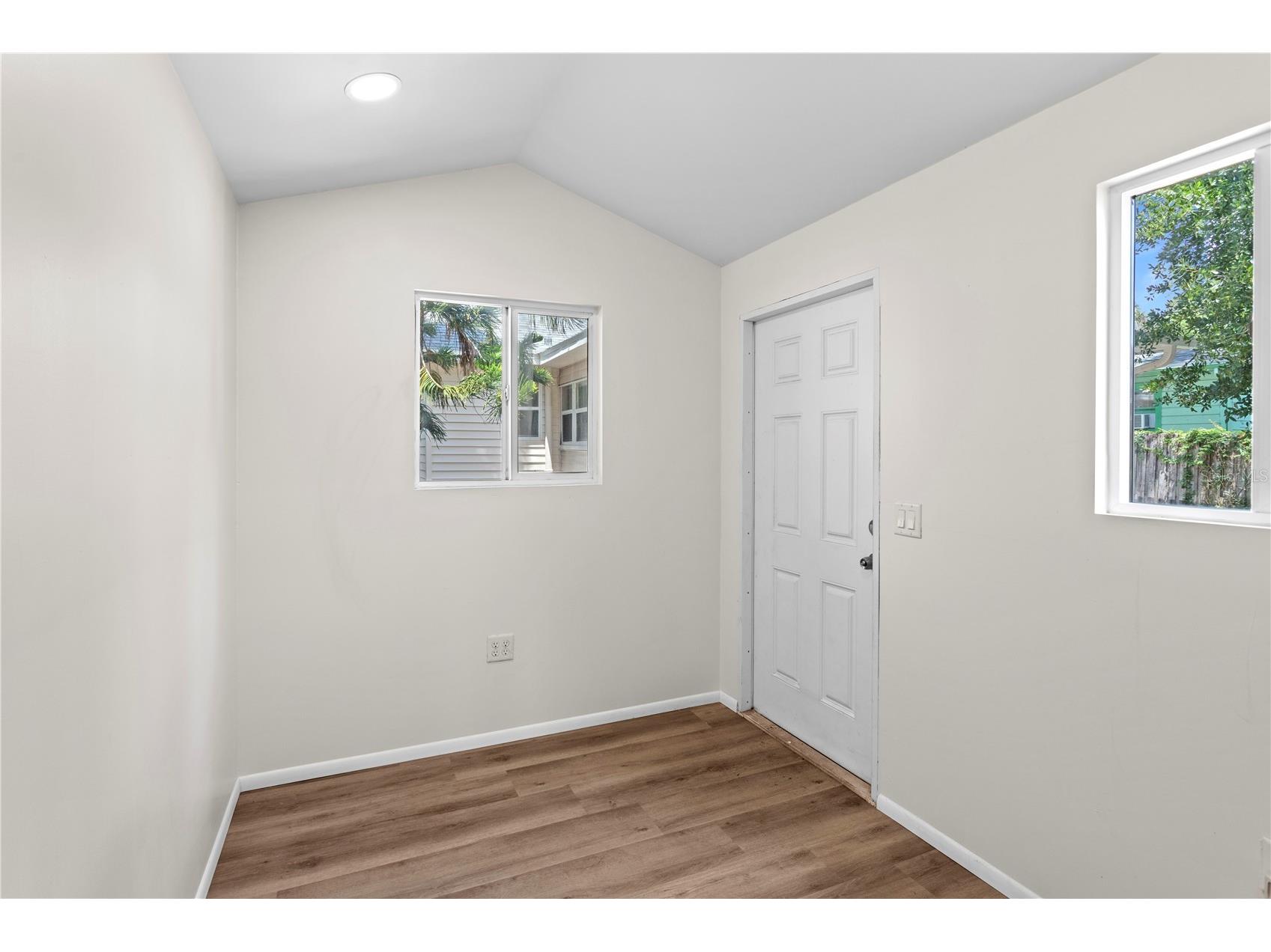 1175 Highland Court N Saint Petersburg FL 33701 TB8506460 image28