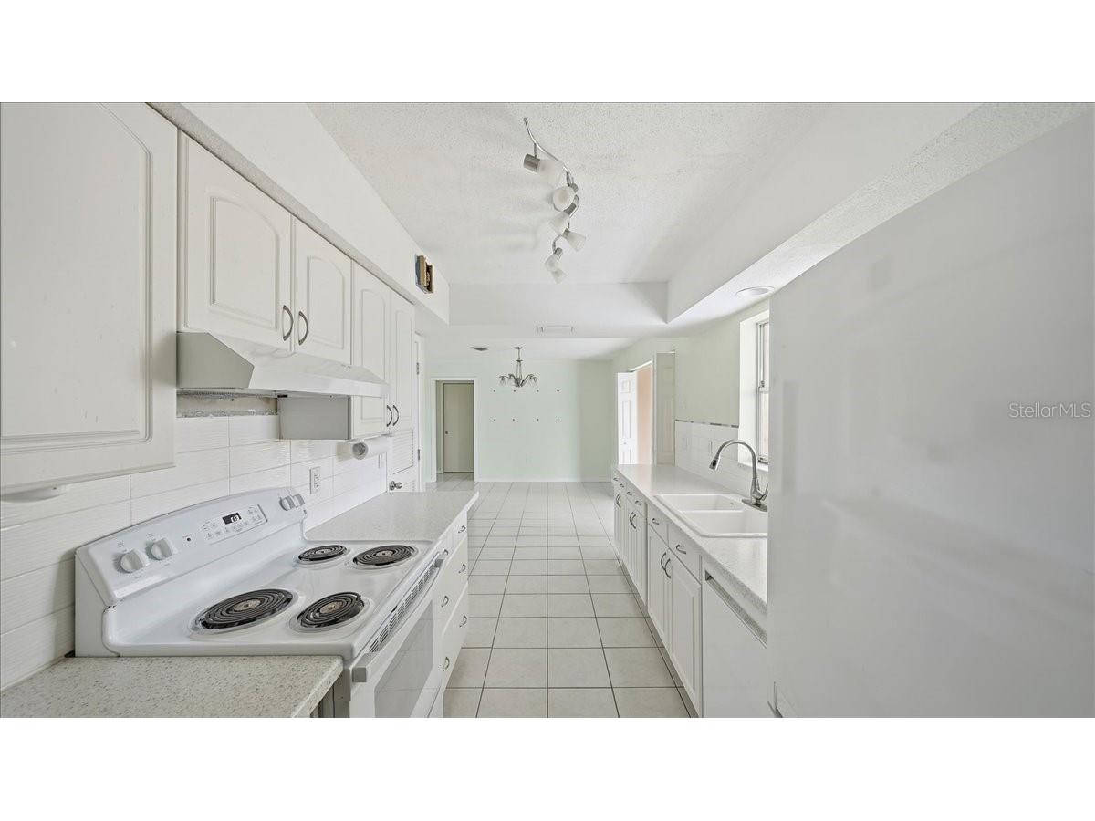 1175 Kimball Road Venice FL 34293 A4673025 image17