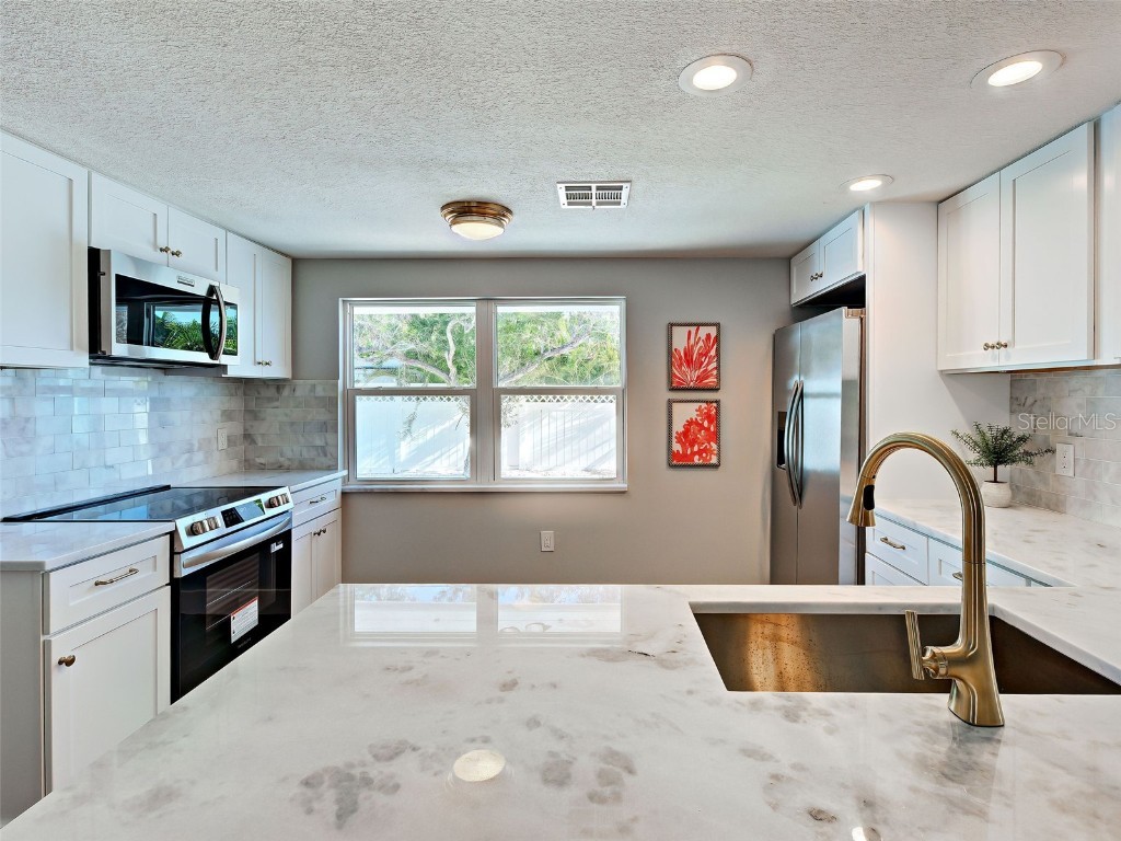 1175 Little Court Englewood FL 34223 C7512435 image7