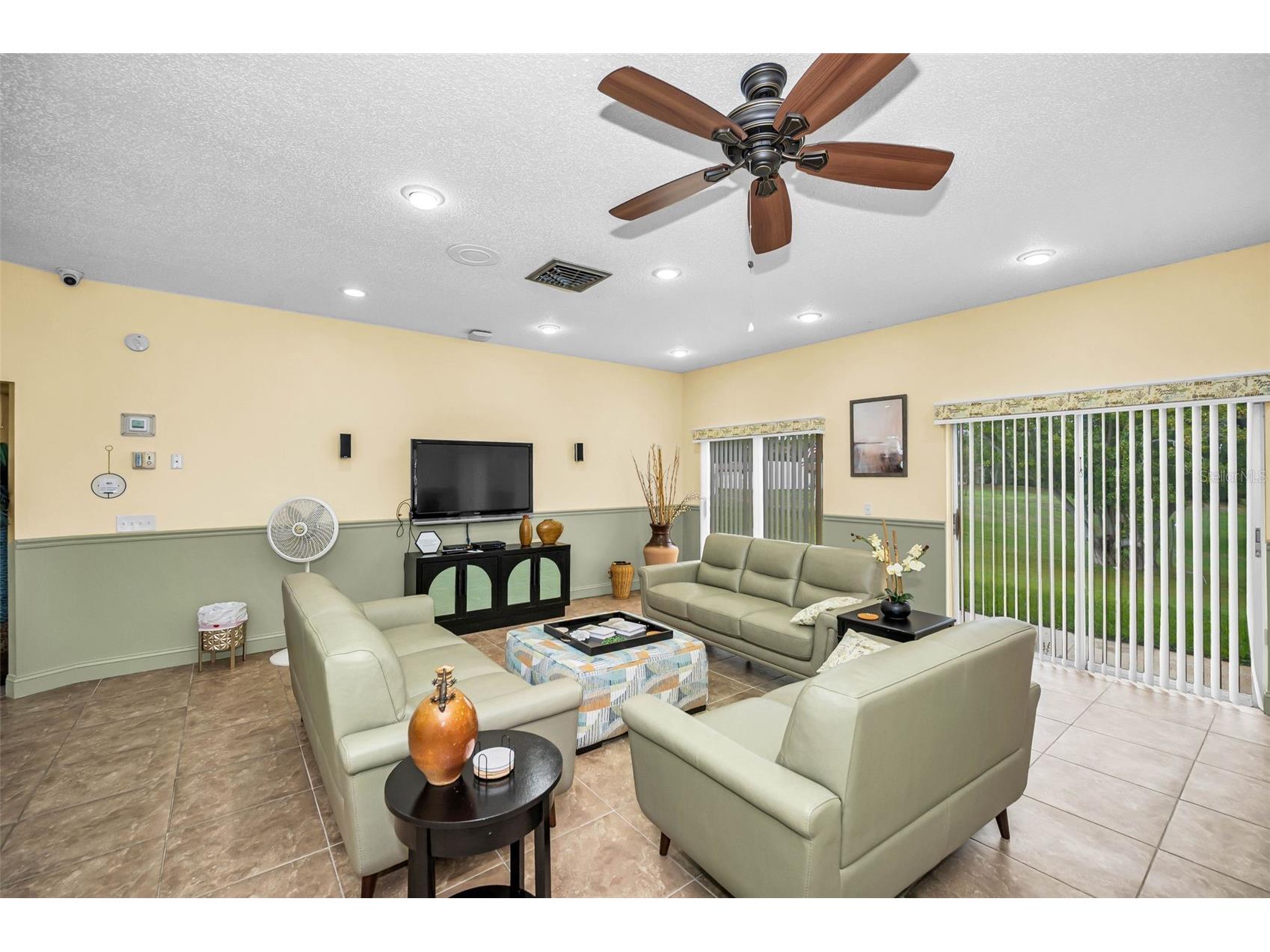 1175 Mission Circle #1175 Clearwater FL 33759 TB8485266 image31