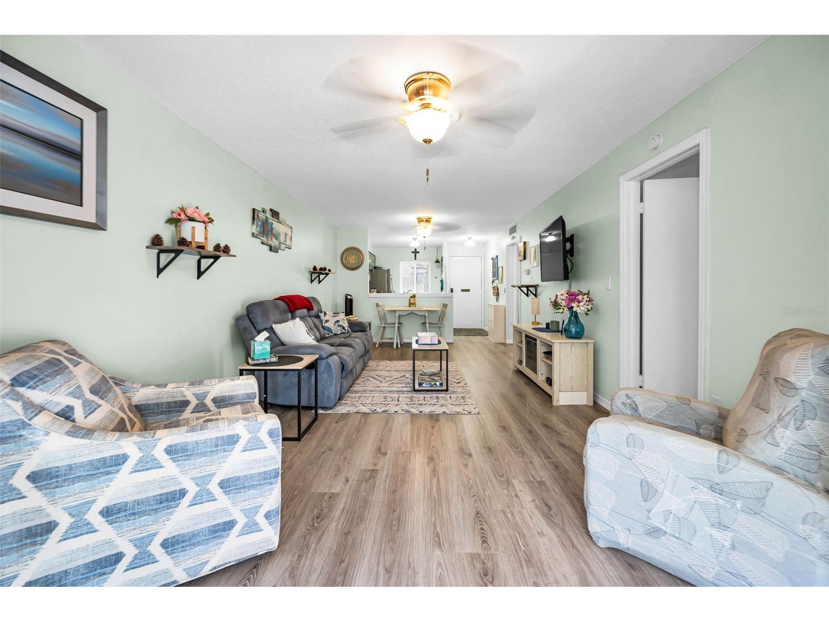 1175 Mission Circle #1175 Clearwater FL 33759 TB8485266 image4