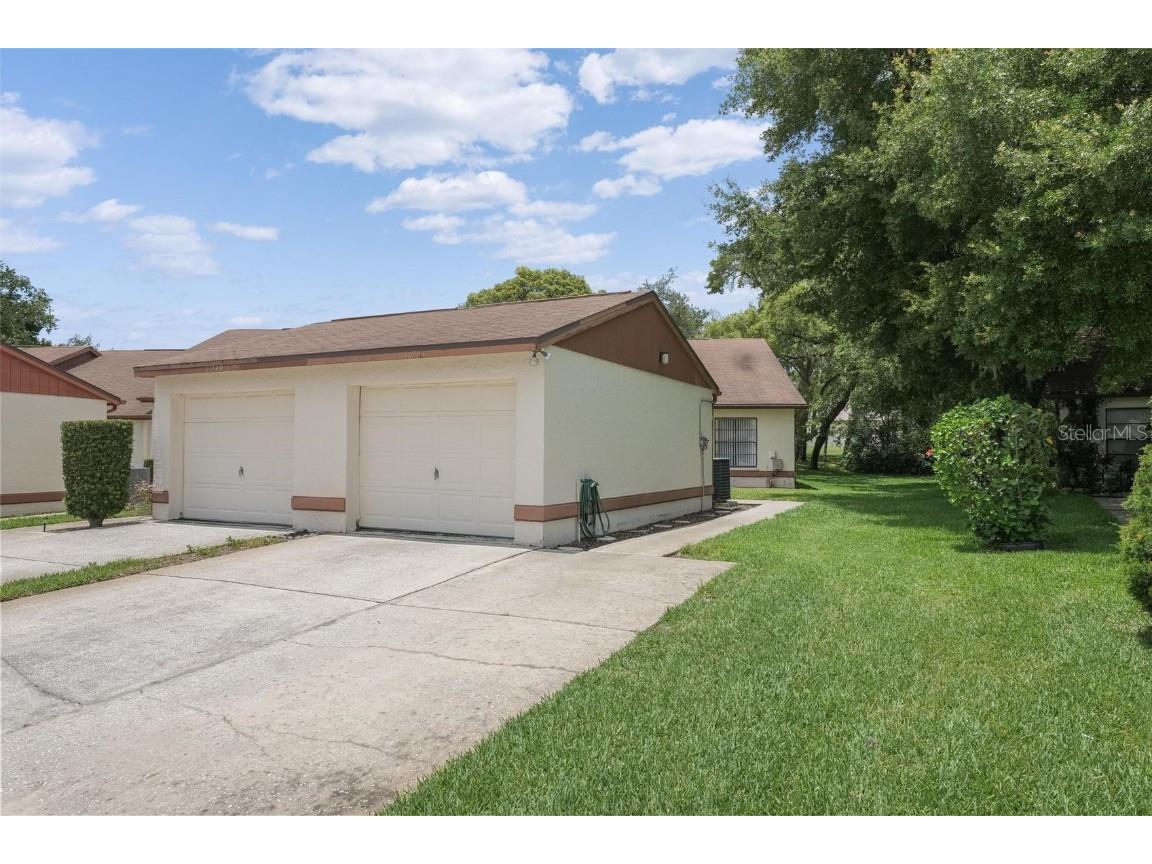 11751 Spring Tree Lane Port Richey FL 34668 W7855433 image1