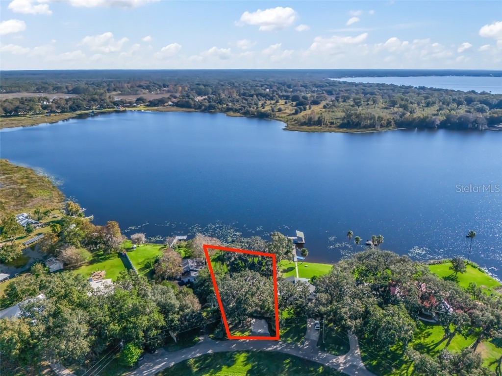 11754 SE 123rd Street Belleview FL 34420 - LAKE BOWERS OM690351 image1