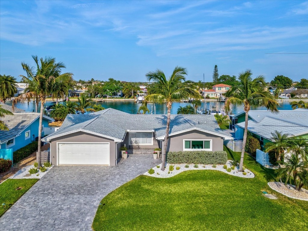 11755 5th Street E Treasure Island FL 33706 - BOCA CIEGA BAY R4908294 image1