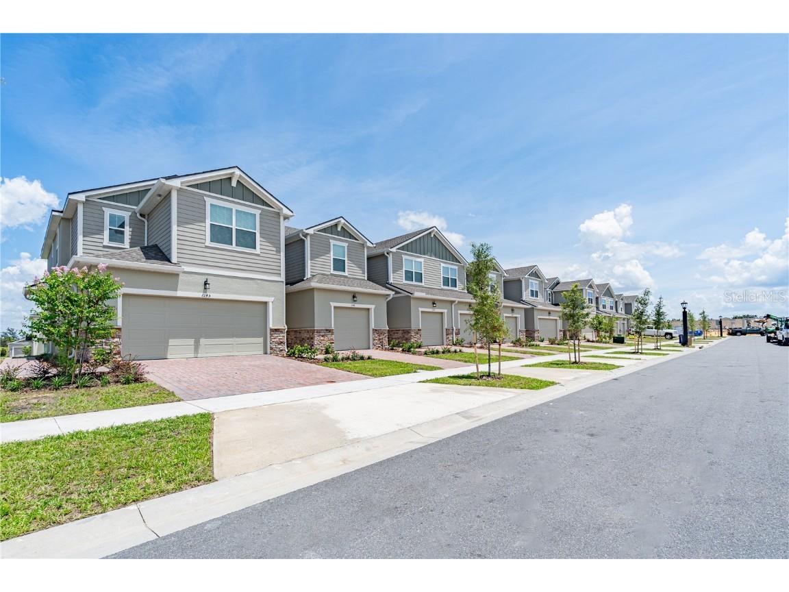 1176 Lakeshore Breeze Place Kissimmee FL 34747 O6135449 image1