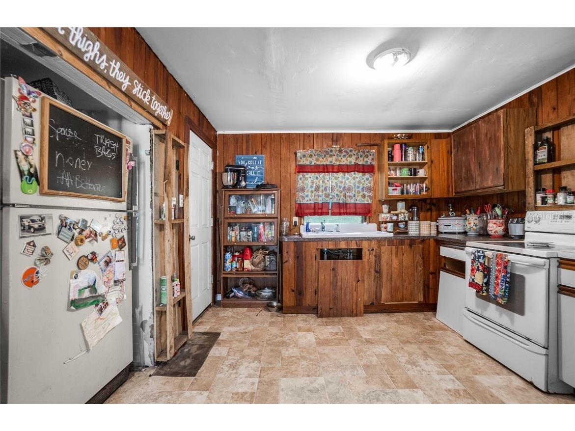 11760 & 11770 N Angus Hills Terrace Dunnellon FL 34433 OM676032 image10