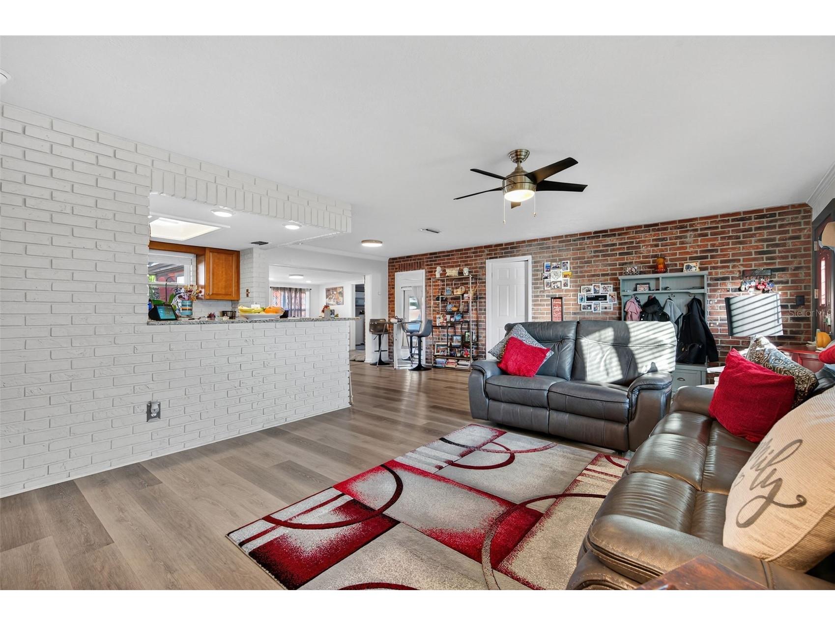 11761 80th Avenue Seminole FL 33772 TB8468752 image36