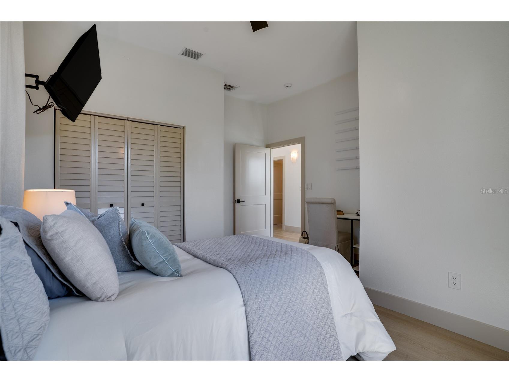 11763 Harborside Circle Largo FL 33773 TB8516746 image46