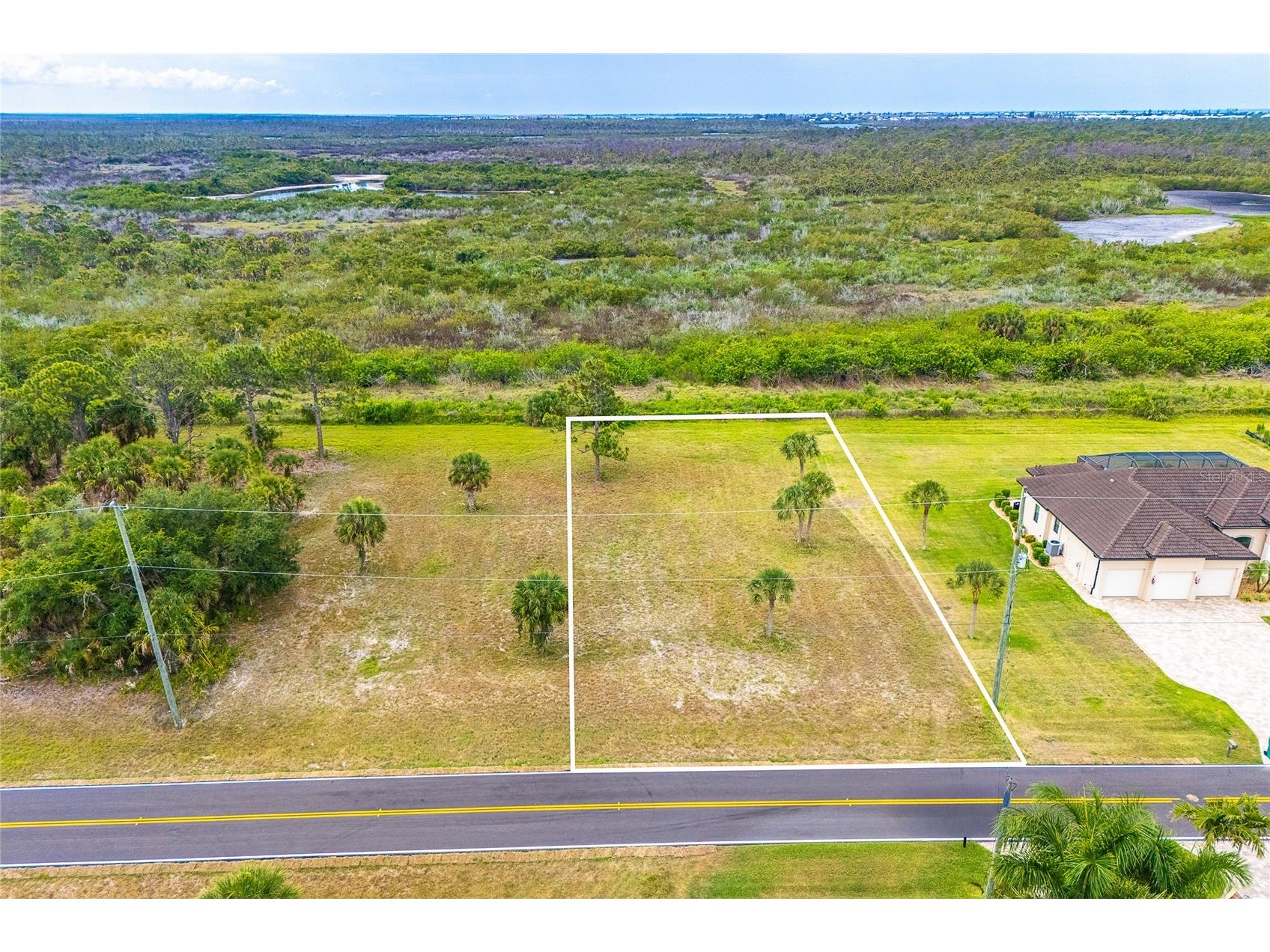 1177 Boundary Boulevard Rotonda West FL 33947 D6147450 image3