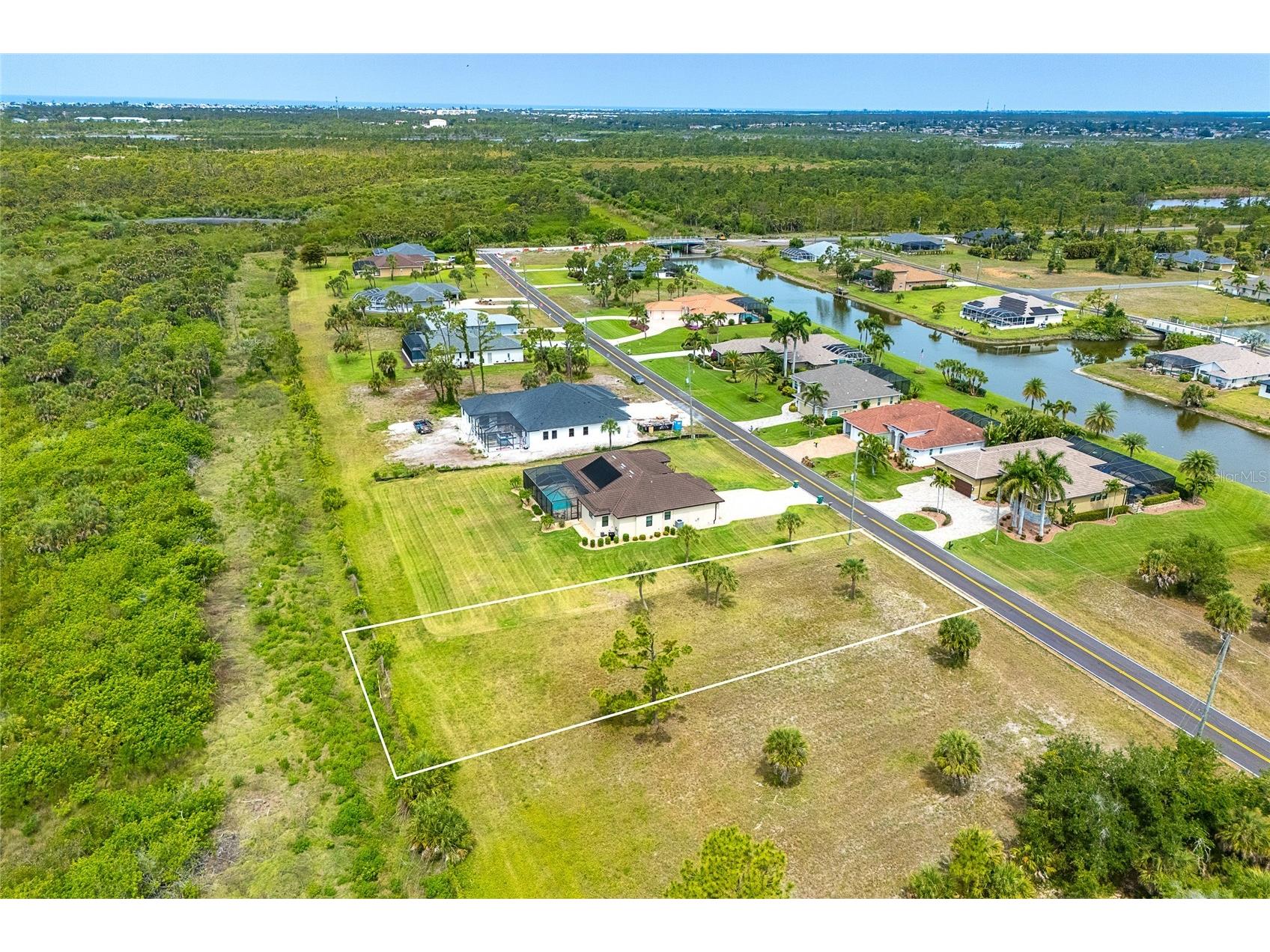 1177 Boundary Boulevard Rotonda West FL 33947 D6147450 image9