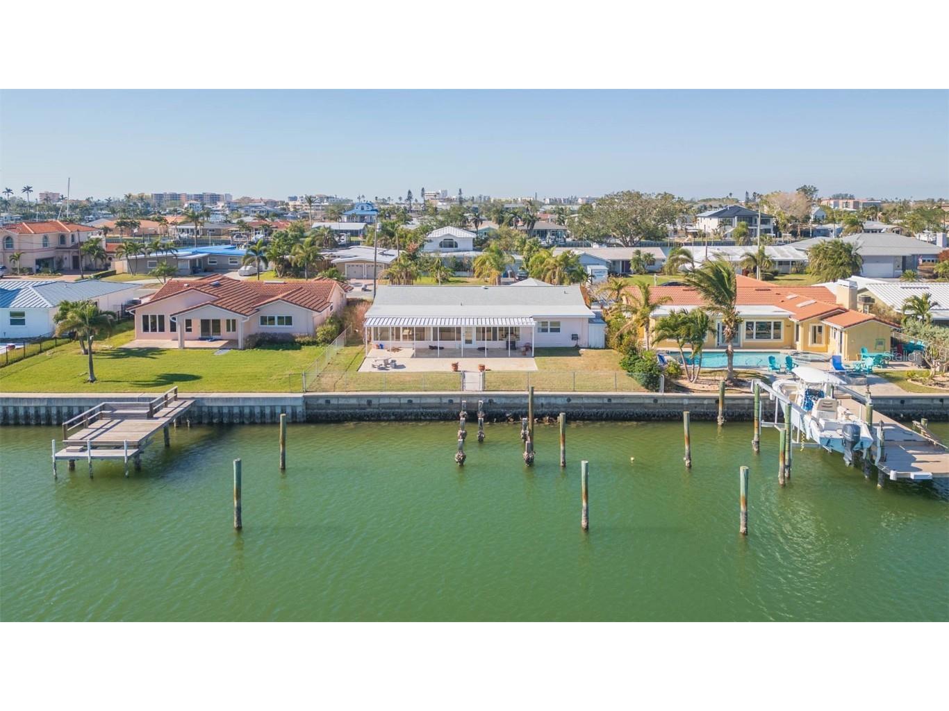 11775 6th Street E Treasure Island FL 33706 TB8327051 image1