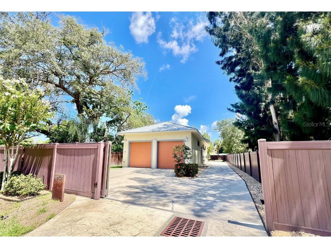 11787 Walsingham Road Largo FL 33778 U8251188 image1