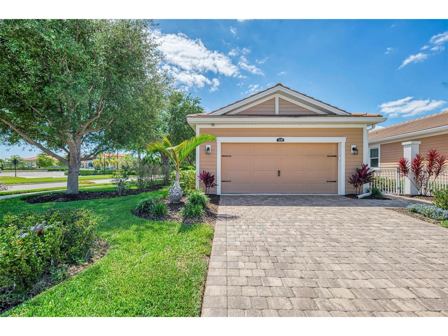 11789 Tapestry Lane Venice FL 34293 A4690108 image2