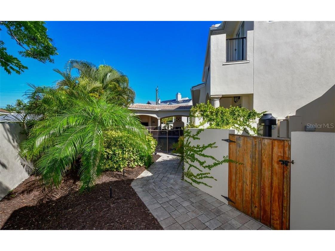 1179 Morningside Place Sarasota FL 34236 A4466473 image55