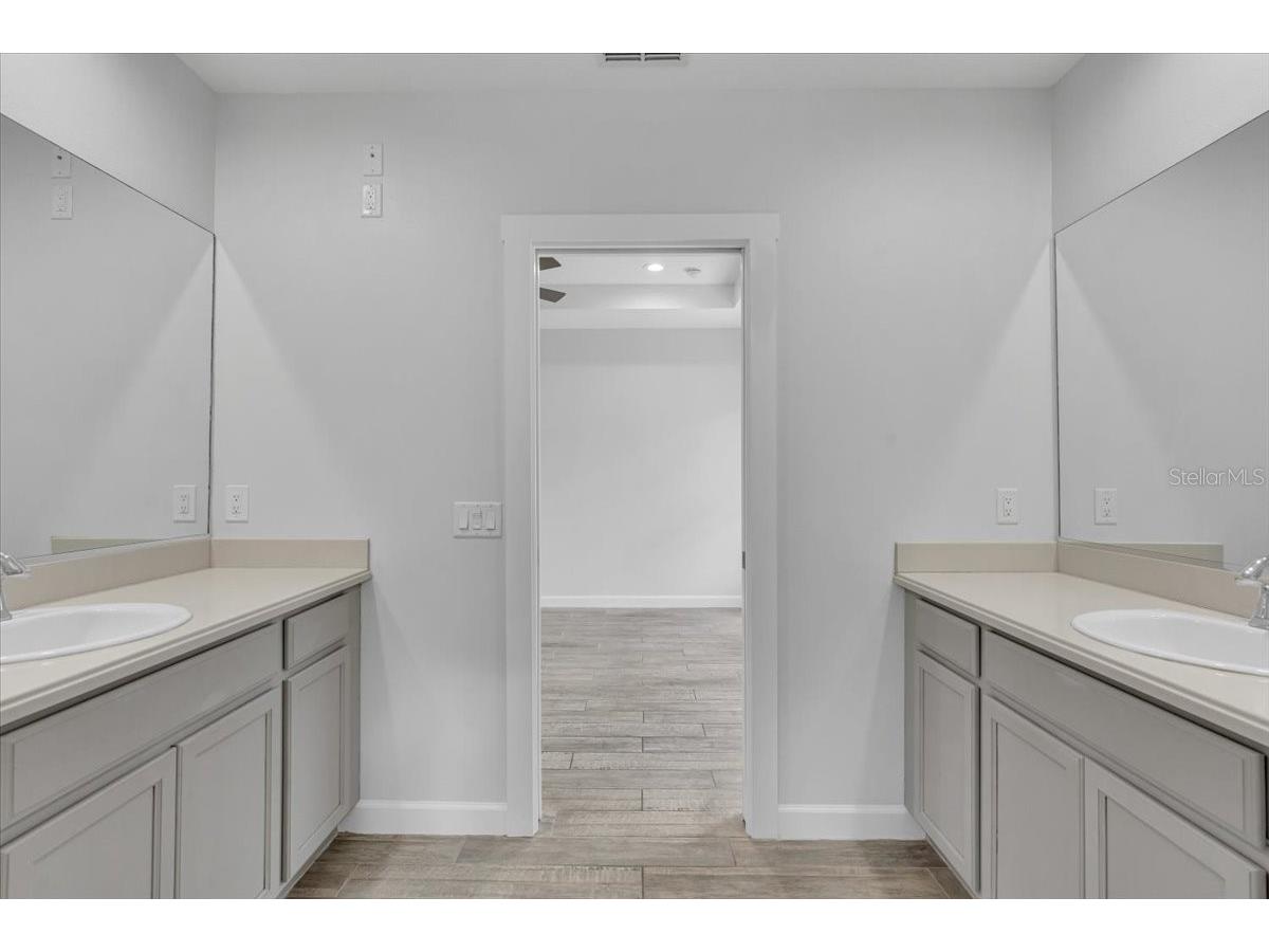 11790 Forest Park Circle Bradenton FL 34211 A4684213 image34
