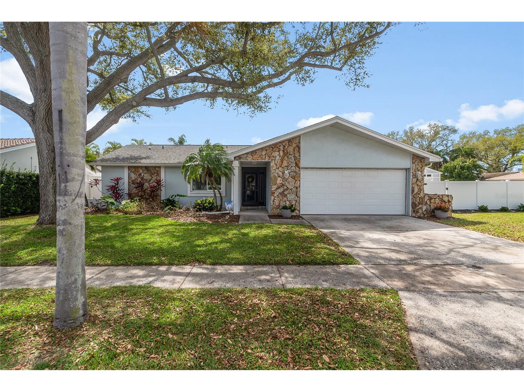 11796 Saree Court Seminole FL 33778 TB8486475 image1
