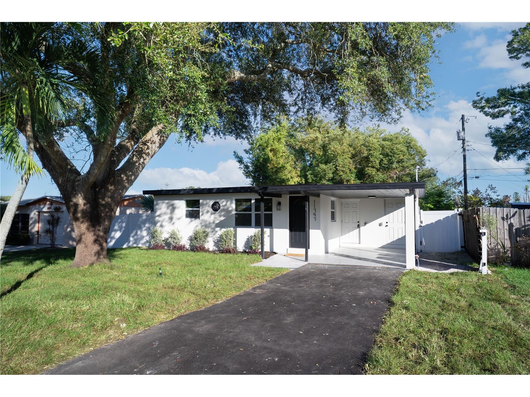 11797 104th Street Largo FL 33773 TB8448216 image1