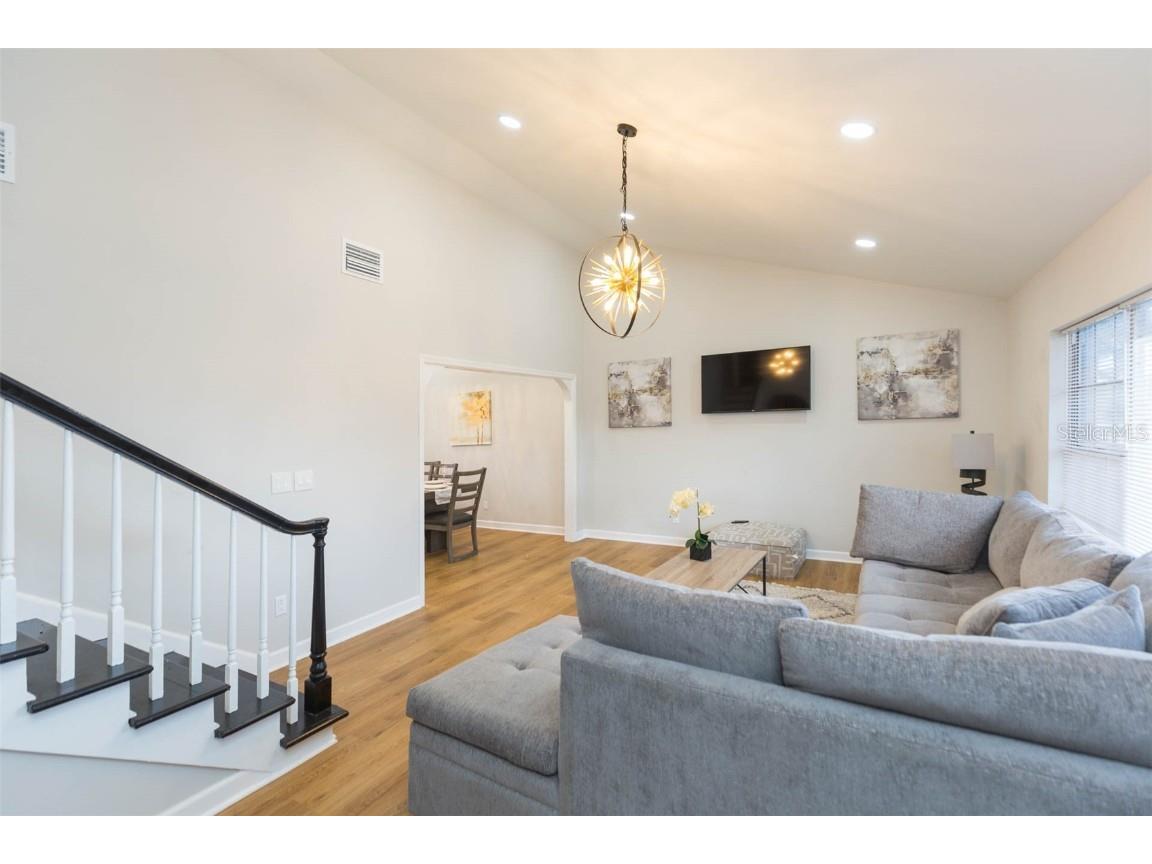 118 2nd Street NW Ruskin FL 33570 TB8452094 image4