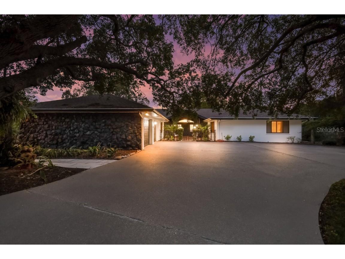 118 67th Street NW Bradenton FL 34209 A4573939 image1